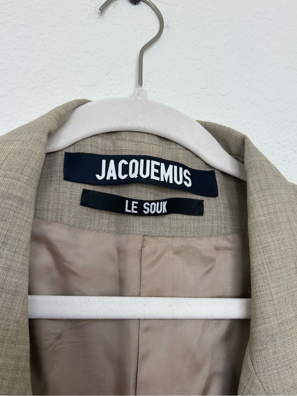 Jacquemus Le Souk Saafi Oversized Melange Wool Blazer in Neutral Beige - Picture 10 of 12
